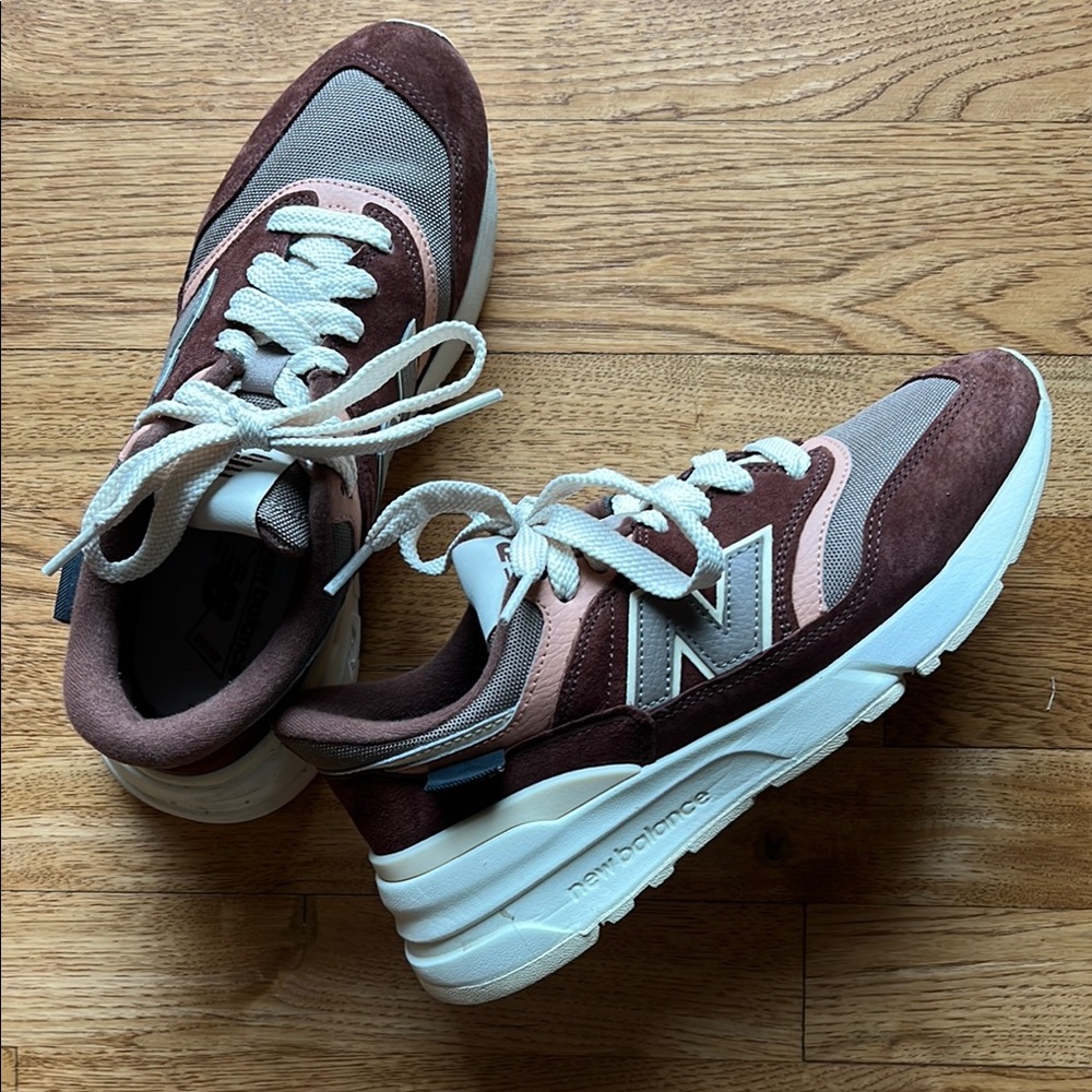 New Balance Brown and Pink Sneakers